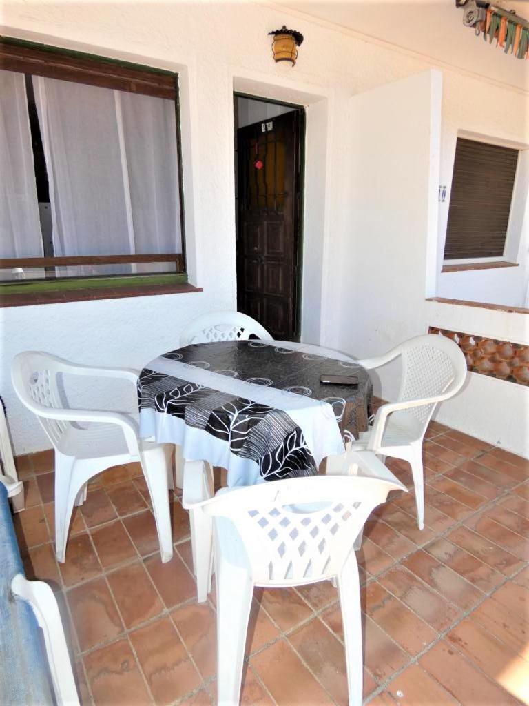 Apartamento Canyelles Petites โรเซส ภายนอก รูปภาพ